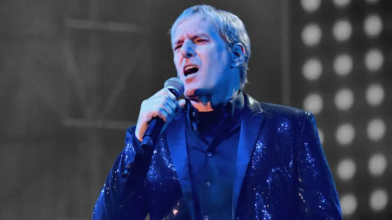 Does michael bolton have any health issues